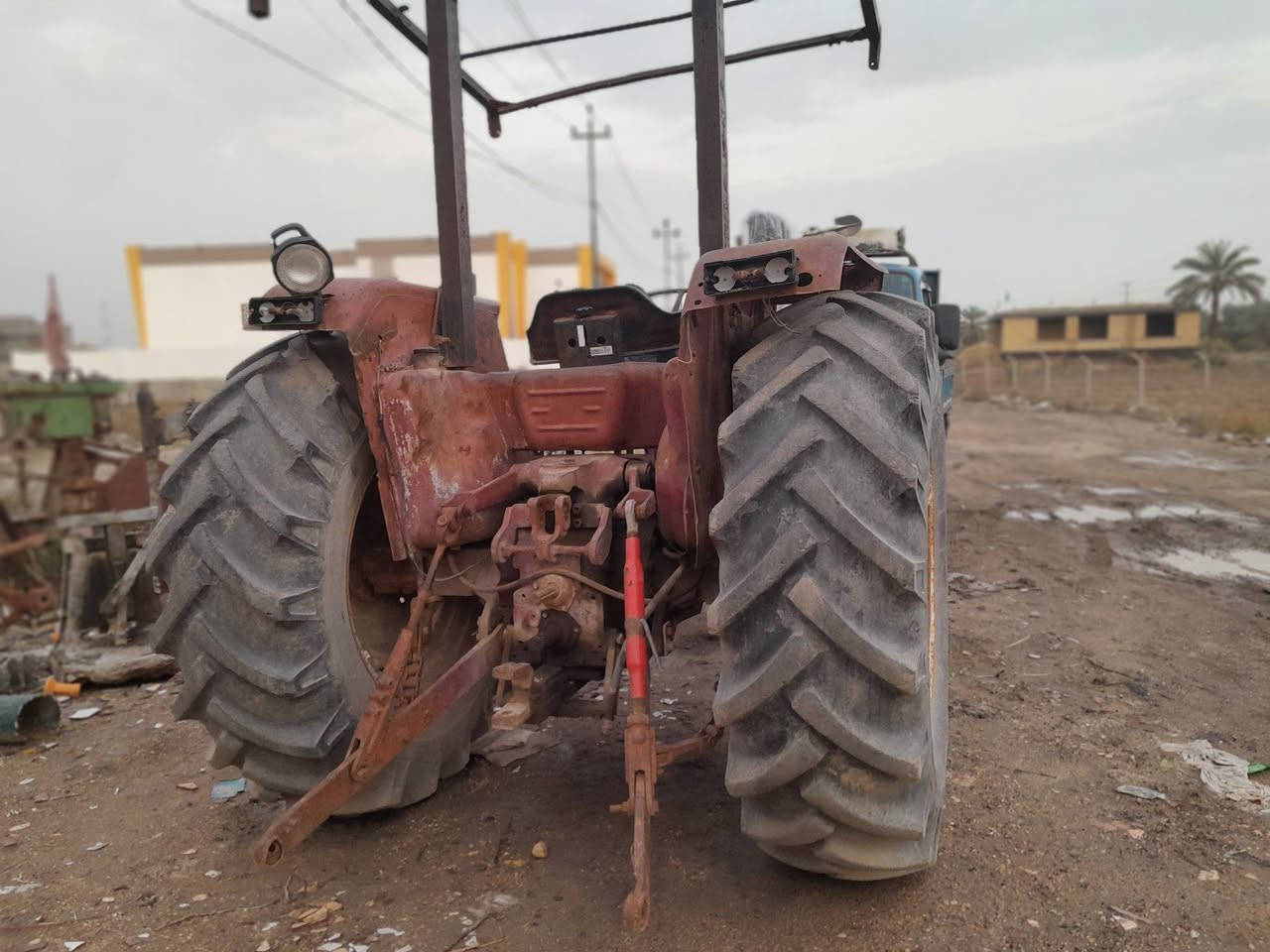 سلام عليكم انترنشنال للبيع ب٢ مليون ونص المكان بابل الرقم ***********
