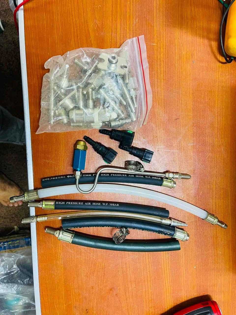 السلام عليكم
جهاز للبيع او مراوس بجهاز فحص النوزلات 

جهاز جديد ما استخدم ابدا

جهاز راقي خاص لتنضيف نوزلات gdi او عادي او انجكترات ديزل  بلسيارة ما افتح 

تنضيف ثروتل او دكشن بارد او حجر البئة 

والشاشةو ولكاميرة 

سعر الجهاز ٦٠٠$ 

موجودة بالاربيل و توصيل كل محافضات العراق


**إذا كنت صاحب هذا الإعلان وتريد حذفه لأي سبب، رجاءا أرسل رسالة إلى الدعم الفني**