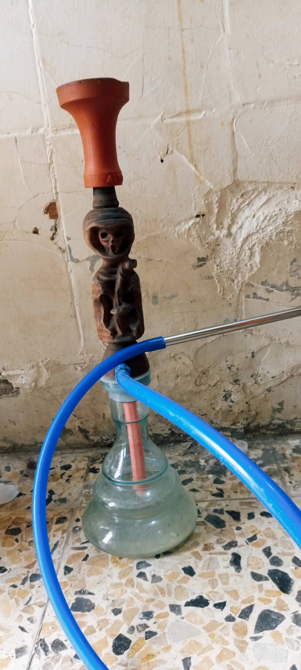نركيله للبيع سعرها 25وبيها مجال جديده مطبوعه علج ونعناع ***********