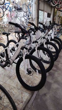 الحمدلله والشكر تم وصول بايسكل هايبرد حجم 27.5بالة جديد غير مستخدم انت...