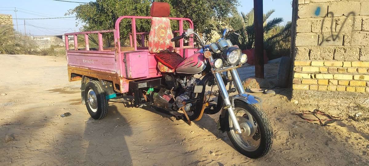 السلام عليكم 
ستوته اوراق اصوليه نضيفه وحلوه كهربائيات شغاله كامله رگبه وشاصي مكفولات تخم تاير جديد سعرها ١٢٥٠ وبيها مجال حگ الجيه مكاني رميثه والشراي يتصل ***********
