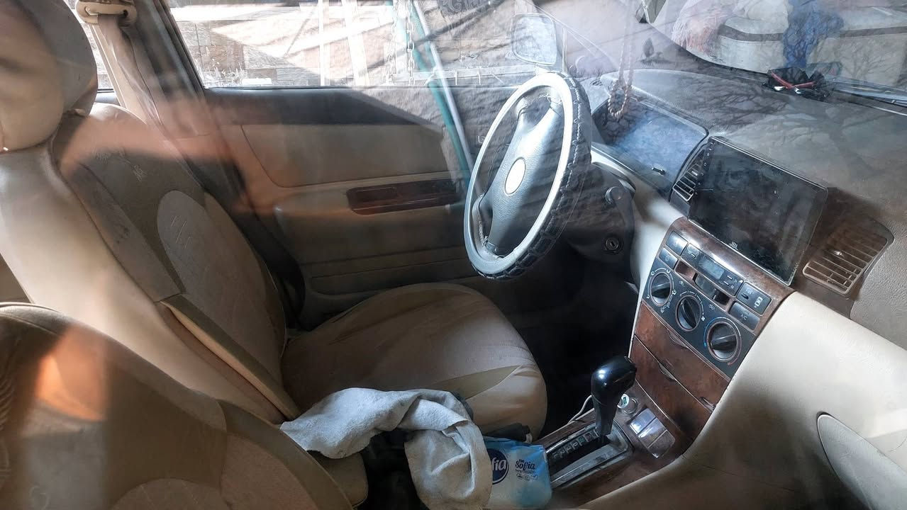 بي واي دي للبيع موديل ١١مكينه وكير مكفولات صدر جديد تبريد مايشتغل السعر  كهربائيات كلها شغالة تخم تاير جديد مري كهرباء السيارة بيهة صبغ حزام وجاملغ مبدل مكينة لانسر بلادية السعر ٤٠ وبيه مجال تليفون ***********مكاني بغداد وشكرا على الإطالة
