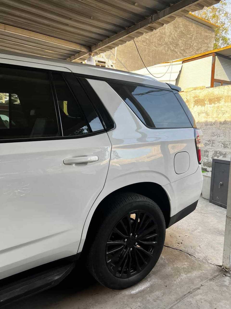 🔥🔥🔥🔥 سـعـر مناسسسب 🔥🔥🔥🔥
- شوفرلـيت تـاهو ( 2021 ) 

ممـشى : ( 21 الـف ميل حقيقي )

- وارد اميركـا : ( ٥ قطع صبغ ) ( بجم كبـس ) ( ايرباك بردة فقط ) 

( مكينـة و كيـر كفالة عامة من كلشي ) 

- كراسي جلد . كراسي خلفي منفصل VIP . بصمة . رادارات . تشغيل عن بعد . 

السعـر : ( 33.800$ ) 338 ورقة مجال بسيط جداً 

***********

بغداد . الكاظمية . شارع اكد
