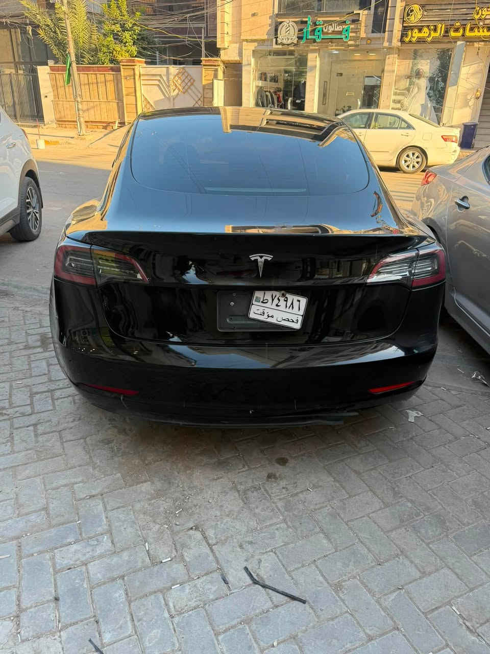 تسلا 2023 اونلاين سعر 110 قفل قفل
ماشيه 14 الف اونلاين السياره
بيها نقوصات بسيطه تكلف اقل من 400 دولار 
بطاين دروعه كله موجود وياها بس تشدهن 
مكاني بالاسكان 
***********
