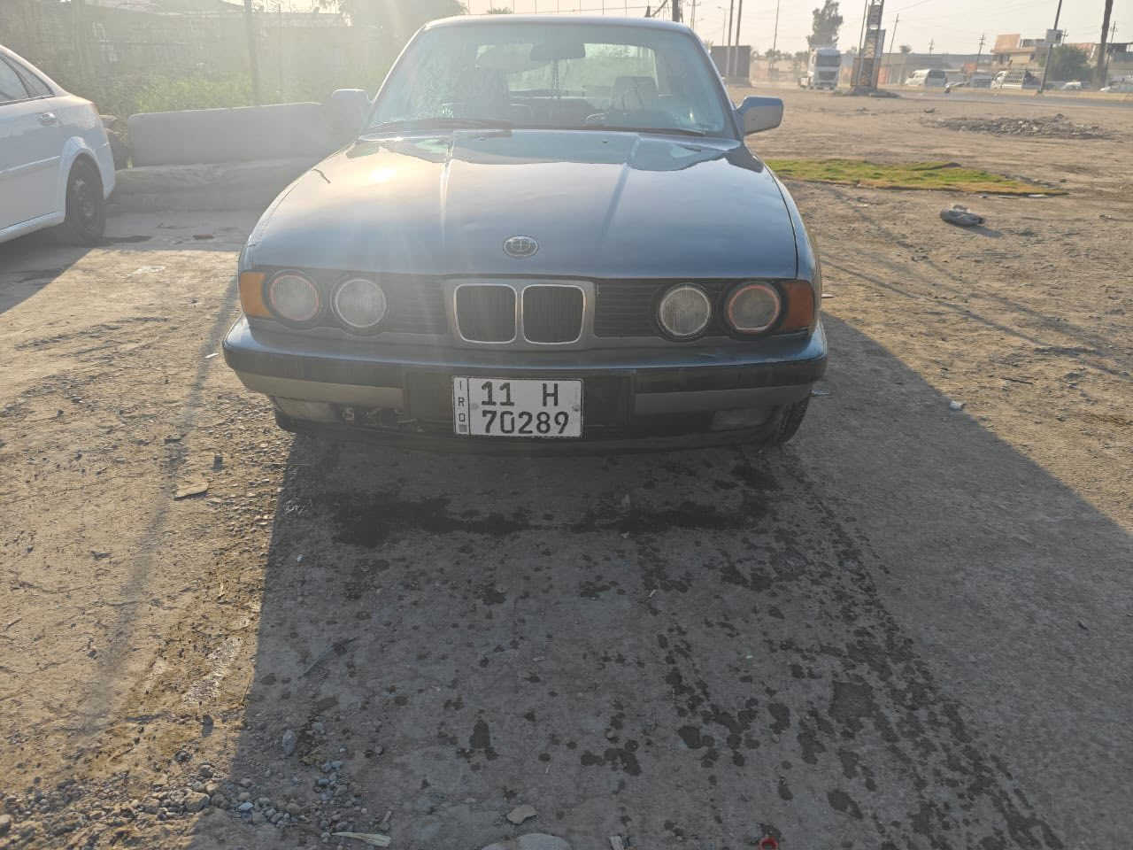 سلام عليكم اخوان BMW موديل 1991 
سياره جاهزه رقم بغداد هزه بيها 
السياره مبدل الجاملغ جهة السايق
والبنيد بس رش المحرك3500 مفتوح
 مجفت جديد صار أسبوع 
الكير خير من الله الحداديه جاهزه مابيها شي حلوه
التبريد شغال بس عايز قاعدة التشغيل كهربائيات شغاله
كشنات تحكم كهرباء فتحه سلايت هاي تفاصيل السياره
السعر 50 .. ما متواجد ع الفيس .. رقم 
***********
