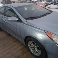 سوناته موديل 2013 وارد امريكي اللون رصاصي  كدامك السعر ٩٥ ورقة وبيه مج...