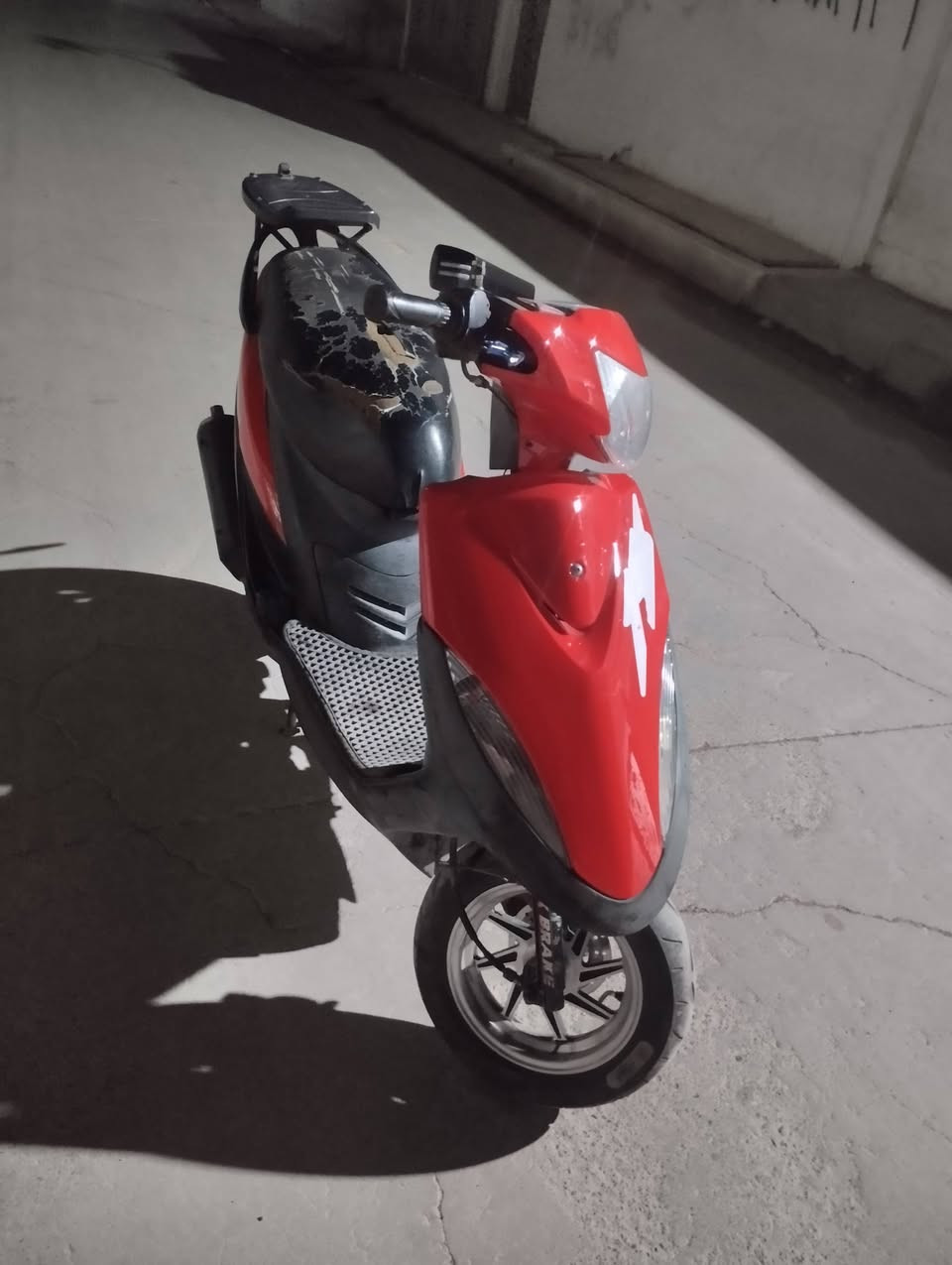 سلام عليكم ماكس عدله دراجه كامله ماناقص برغي وكله بلادي مامفتوح شرط ملاح فول اوراق بيه مختمه نعومه فول كيج شغال لايتات كامل للبيع سعره 750بيه مجال قليل شراي خاص 🖤


**إذا كنت صاحب هذا الإعلان وتريد حذفه لأي سبب، رجاءا أرسل رسالة إلى الدعم الفني**