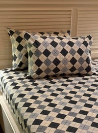 جراشف • قماش همايون الإماراتي • توصيل