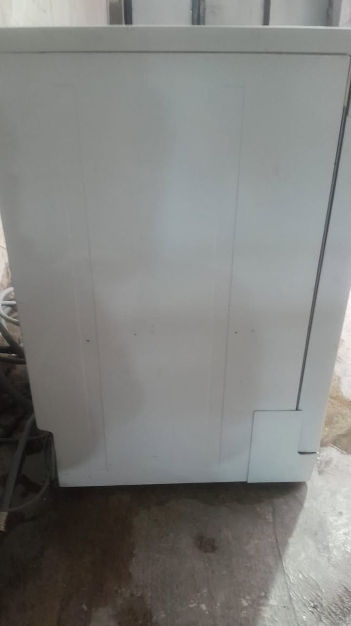 غساله مواعين لبيع سعر 350الف نظافه100%
شراي خابر ***********
