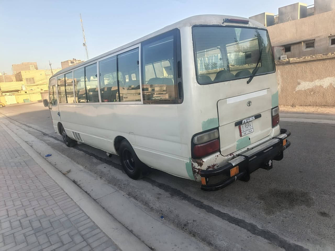 سلام عليكم سياره كوستر ناصيه مديل 2002مكينه كير حداديه تخم تاير اكسل كله جديد مكينه كاز ميكانيك فول تبريد ثلج سنويه لل 27مكان كربلاء ***********
