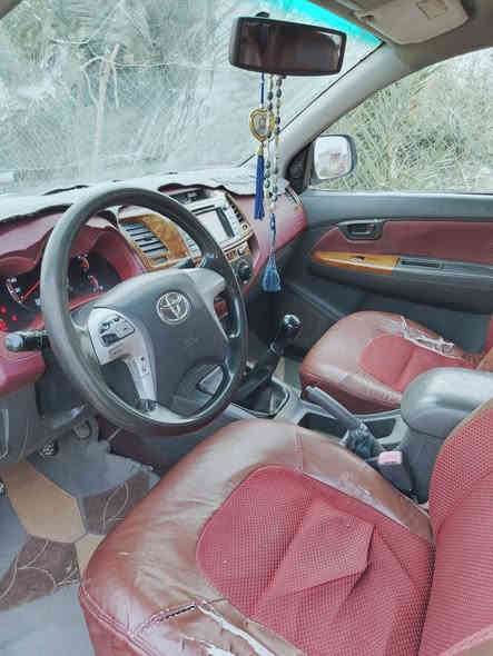 السلام عليكم بيكم افلاونزه٢٠١٣ شاصي ١٩
بيها صبغ قليل سنويه نهايه ٢٠٢٦ تنتهي
باسمي رقم بصره السعر ١٦٠ وبيها مجال ميسان المجر الكبر ناحيه الخير ***********
