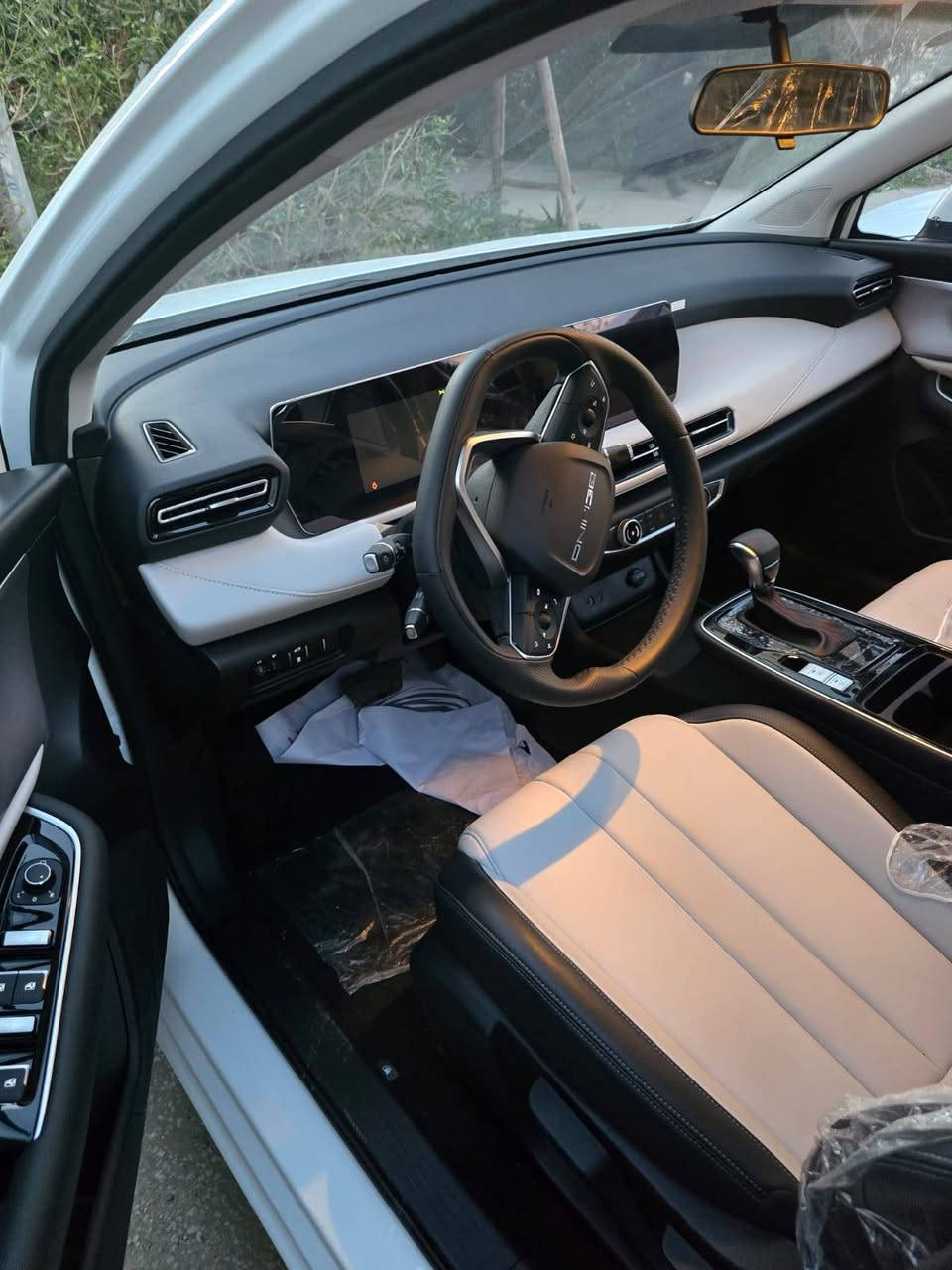 السلام عليكم ورحمة الله وبركاتة
للبيع. يو فايف2026. صيني. زيرو 0km
بدون رقم 
السعر 145وبي مجال 
***********اتصال او واتساب 
بيع فقط بدون مراوس 
مكاني بابل حلة شارع 80
