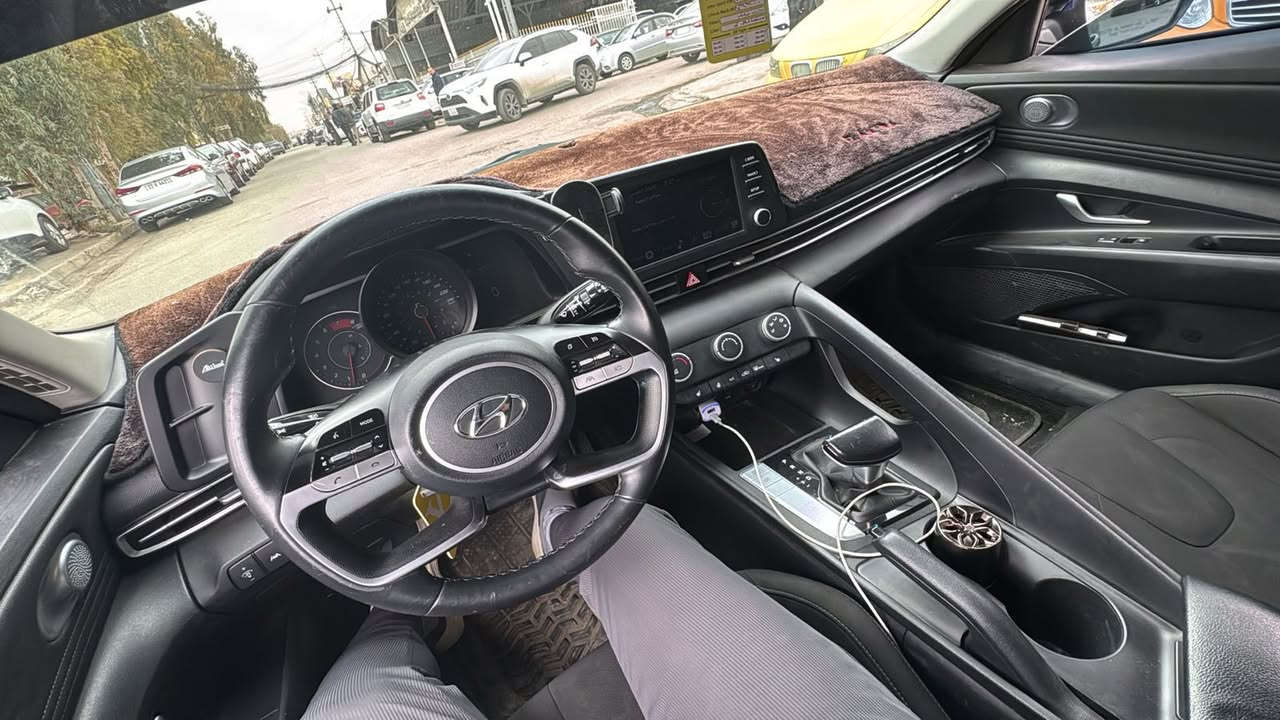 للبيع 
النترا 2021 محرك 2.0 دوش كير محرك شرط شركه ماشيه 75الف كيلو  حادثها امريكي مرفقه الصور 
(بجم كبس)السياره نظيفه ومرتبه تايرات طخم جديد ورقمها اربيل سعرها 138وبيها مجال كلش بسيط

مكان السياره :موصل 
رقم الهاتف : *********** او ***********
