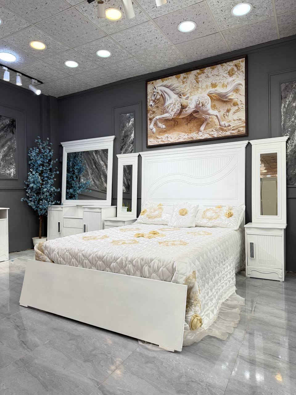 السعر // 950

🔅تفاصيل الغرفة المرمري  ....

خارج ٤ملم ام دي اف 🔺
وداخل معاكس ٣ملم 
صبغ حراري  درجة اولى 

عدد القطع  ٧ قطع 😍
🔺1 //جرباية  قياس  ١٦٠ × ٢٠٠ 
🔺//ميز جانبي ايسر قياس ٥٠
🔺2// وميز  جانبي  قياس ٥٠
🔺3// زاوية ارتفاع مترين عرض ٨٠
🔺4// وميز بلازمه  
🔺5//وميز مراية ارتفاع مترين عرض ١٢٠
🔺6// وكنتور ٦ باب  ارتفاع مترين و١٥ طول ٣ متر و١٥

القطعه الثامنة حسب الطلب شازلون
سعرها ٥٠ الف ❤️

(توصيل مجاني مركز بغداد )
التوصيل يشمل الشد مجاني 🔥
(اطراف ٥٠)
باقي المحافضات حسب البعد
شازلون سعرها ٥٠ الف
شازلون مخزن ٧٥ الف


**إذا كنت صاحب هذا الإعلان وتريد حذفه لأي سبب، رجاءا أرسل رسالة إلى الدعم الفني**