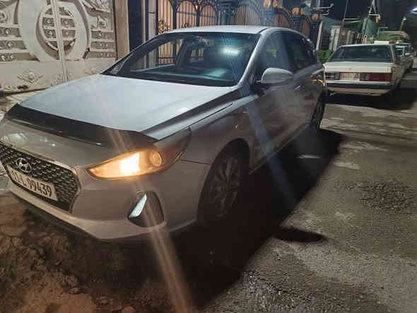 مكلف بلنشر الانتر هاج باك موديل 2018 حادثه باب يمنه سياره مكينه 2000 GDi  صدر تايرات تبريد سياره جاهزه  سياره فول بس بصمه فتحه مابيه سعره 95 $ سياره صاحبه موجود يريد تحويل مكانه بغداد العرصات الهنديه الاتصال *********** تحياتي
