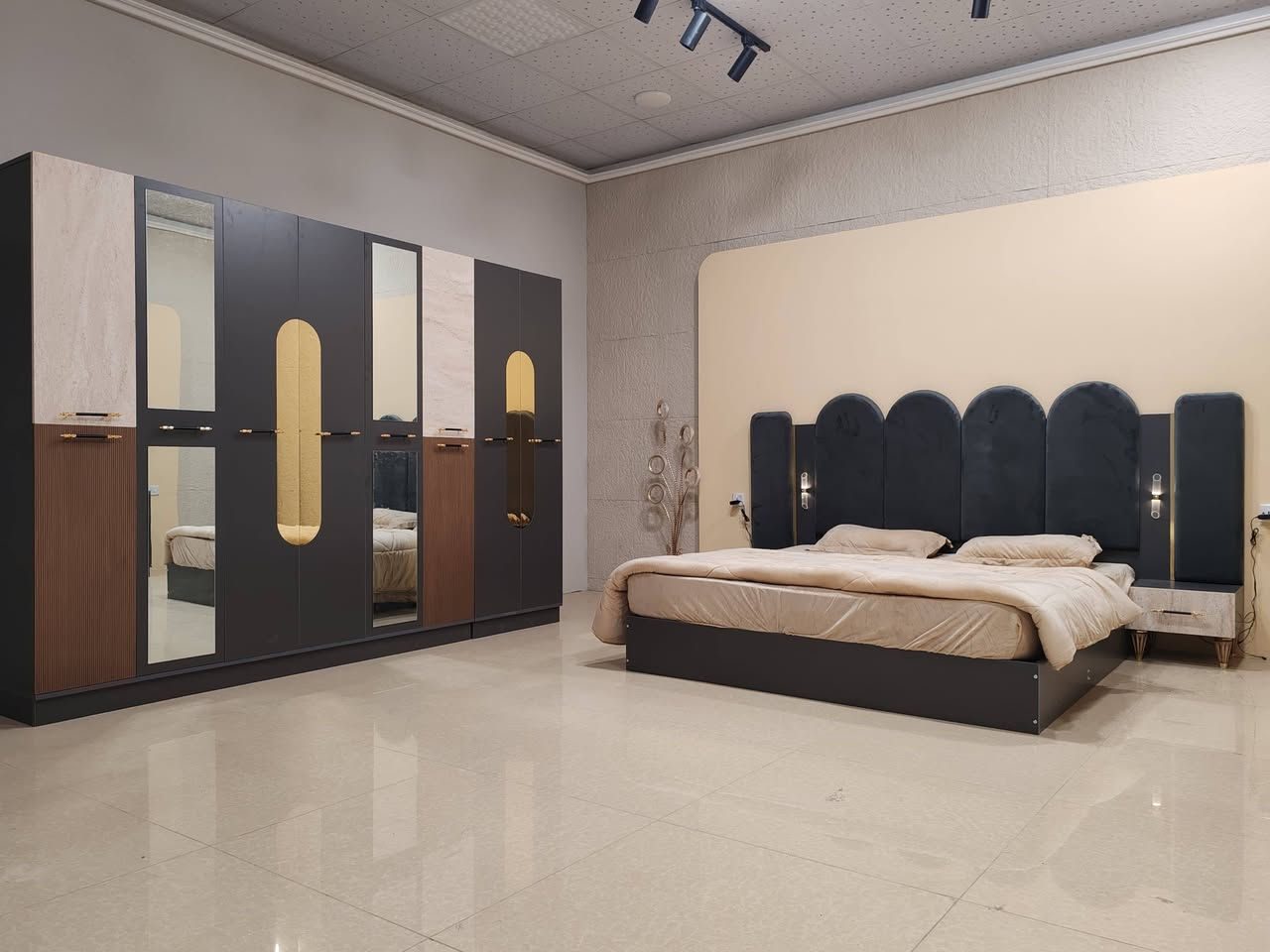 🔥🔥 عرض خاص ومحدود 🔥🔥

🎉 غرف نوم نفرين + شبابي بأحدث الموديلات 🎉
تصاميم عصرية 🔥 جودة عالية 💯 وأسعار تنافسية

💰 السعر فقط: 999 ألف
🚚 نقل + شد داخل بغداد مجاني
📦 للمحافظات: نقل وشد فقط 80 ألف

✨ متوفر موديلات هواي تناسب كل الأذواق
✨ خشب قوي + شغل مرتب يطول عمره

⏳ العرض لفترة محدودة لا تضيع الفرصة!

📲 للحجز والاستفسار واتساب:
***********

❗ الكمية محدودة – احجز هسه قبل ما يخلص ❗
