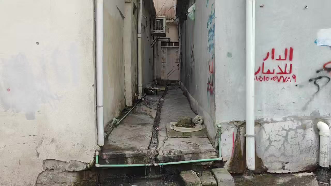 دارلليجار منطقه خزرج بناء جديد
غربي سياره للباب تصل السعر١٧٥ 
مكتب البرللعقارشارع المكاوي
***********/***********
