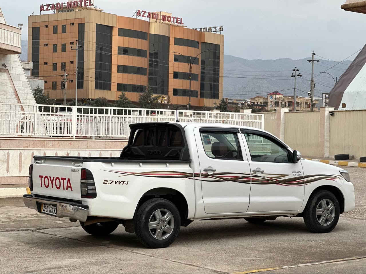 بوو فروتنى. پيكاب مرزي 
موديل 2012 كوتى 
گير توماتيك داخلى قيسى
گير  مكينه.  شرط 
رقم سنوى جديد 
بئ دعم بئ صبخ 
  280kmهزار كيلمتر ريفه جوى 
سعر. 198$ورقه مجال 
رقم تلفون *********** اكر, نينوى
