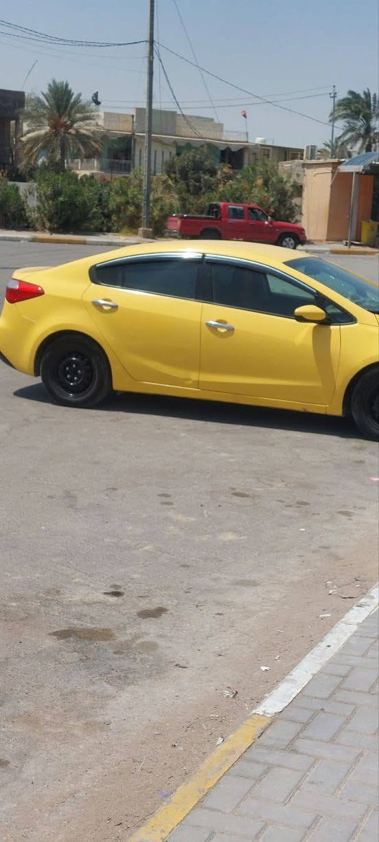 فورتي موديل 14 جاملغ الامامي بي شبر هوه بنيد مصلح نفسه سنويه ل29بسمي هيئه غرامات مصفره حداديه 70بل100 كير مكينه شرط سياره جاهزه السعر 102وبيه مجال  مكاني رميثه ***********
