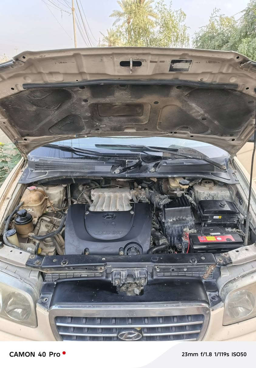 السلام عليكم هونداي ترانجيت سبعة راكب خليجي بابل باسمي 2006 اوتوماتيك محرك وكير مكفول تبريد قطعتين امامي وخلفي شغال تدفىة شغال دوشمة جديد تخم تاير جديد باتري جديد ماصدات اماميه جديد السيارة لايت عالي زنون  جاهزة مصبوغة حزام  ترايك وين تريد انا حاضر السعر 70 العنوان حله المهناوية م***********واتساب موجود
