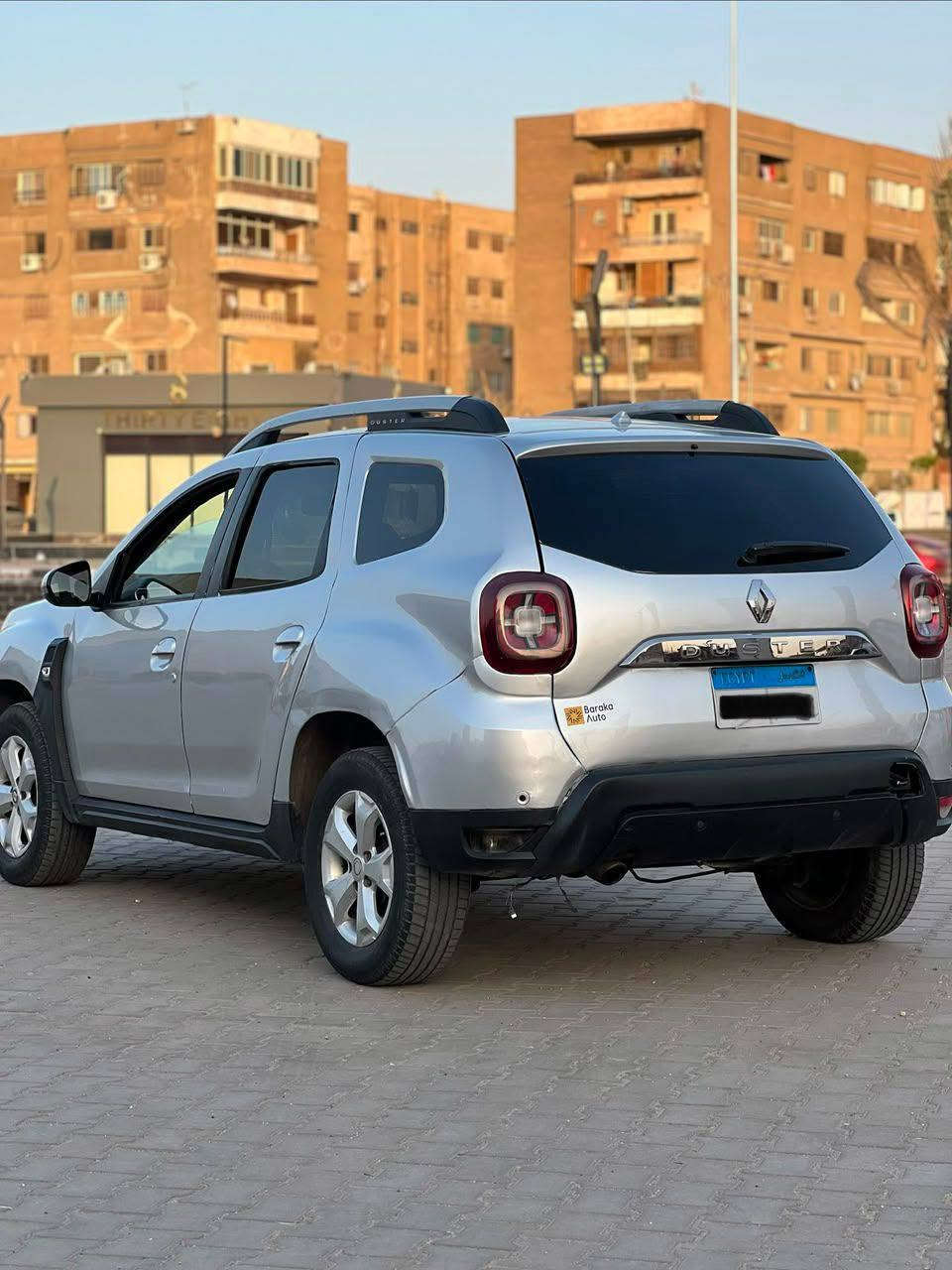 🚘 في سوق مليان اختيارات... في عربية واحدة هتخليك تقفل البحث من أول معاينة.
رينو داستر 2019 H2 أوتوماتيك ✨
✔️ لون فضي
✔️ صيانات منتظمة من الزيرو
✔️ عداد 230 ألف كم
✔️ رخصة سنة مرور التجمع
✔️ جنوط سبور – شاشة تاتش بكاميرا خلفية – حساسات خلفية
✔️ مثبت ومحدد سرعة – فرش جلد – ليدات – فوجات – فامية مثبت بالرخصة
📝 رشة بالكامل ماعدا السقف، مع رش بعض الأجزاء من الداخل.
📍المعاينة: مدينة نصر
💰 السعر قابل للتفاوض بعد المعاينة فقط.
الفرص الحقيقية مبتستناش كتير... ولو عجبتك من الوصف، المعاينة هتعجبك أكتر. 🔥 القاهرة الجديدة, القاهرة


**إذا كنت صاحب هذا الإعلان وتريد حذفه لأي سبب، رجاءا أرسل رسالة إلى الدعم الفني**