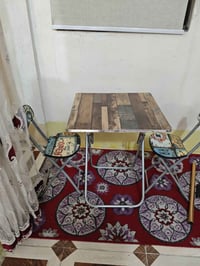 ميز طعام • للبيع