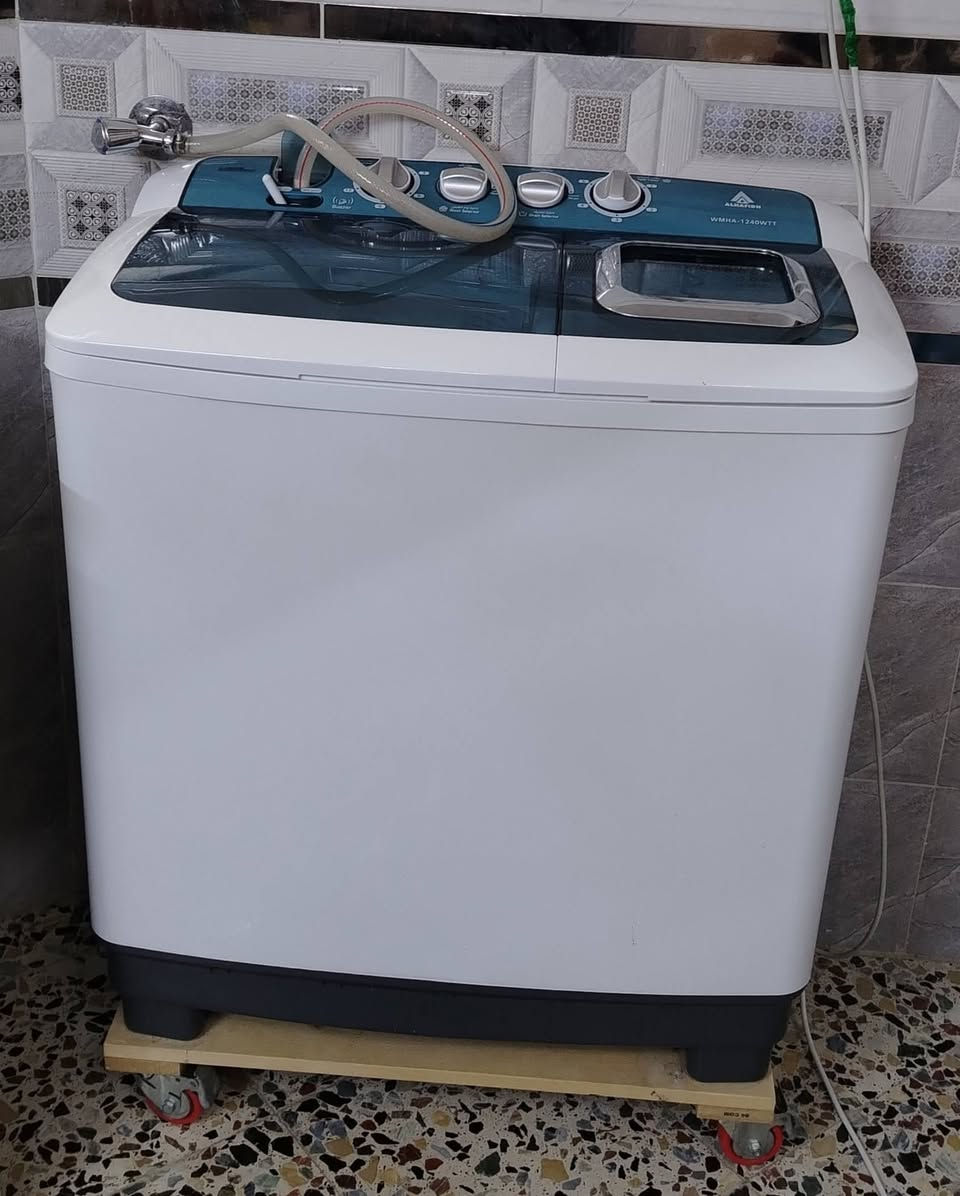 السلام عليكم ورحمة الله غسالة عادية الحافظ جديدة بمعنى الكلمة الكريعات بس ماترهم بالبيت واريد اخذ اتوماتيك ١٣٠٠٠٠الف دينار *********** ابومحمد
