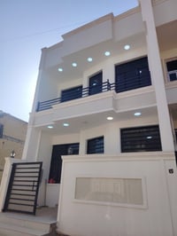 ‏‎ بناء طابقين  حديث 100 ‏‎  يحتوي البيت. على 2 نوم- -استقبال -حمامات ...