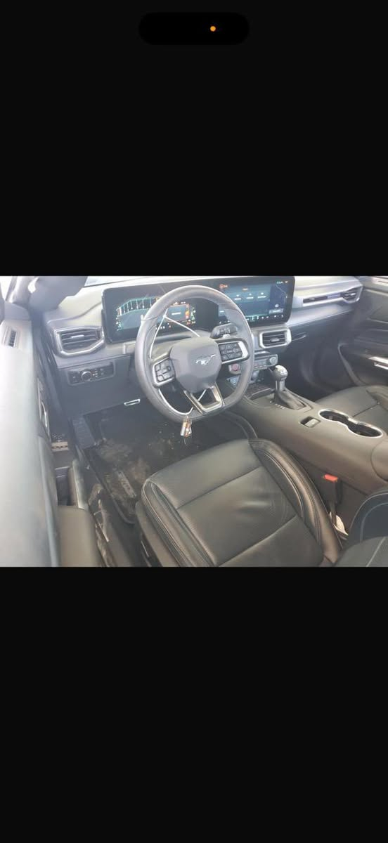 بسم الله ماشالله
للبيع فقد 
موستانك fast baak 2024 Cs.gt
فول مواصفات 1/1
ماشية ( 17 ) الف km
حادثها موضح بلصور 
باب مبدل لون حافه باب مصبوغة متطلع حلوة بلتكحيل داخل الباب جزء بسيط ايضا وموضع امامكم السيازة جديدة بمعنى الكلمة وبدون اي نقص 
رقم ( بغداد باسمي ) 
السعر ( 37000$ وبيها مجال 
( العنوان بغداد كم سارة . 
رقمي للتواصل ( *********** )
