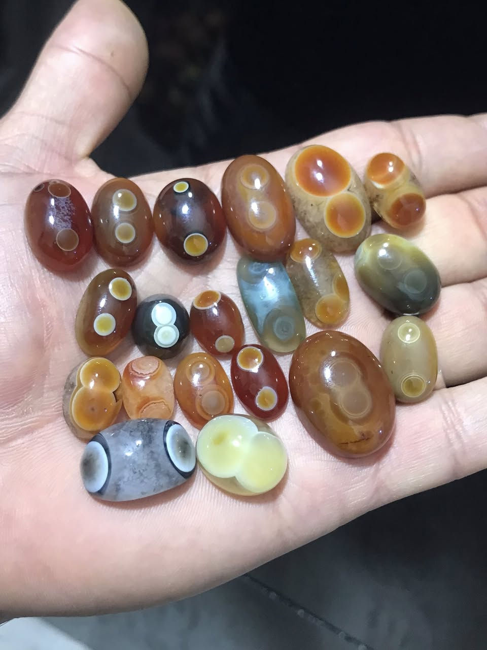 شلعه البيع جمله 20 قطعه سليماني هندي عينتين صريحه ومميزه التواصل خاص او ***********
