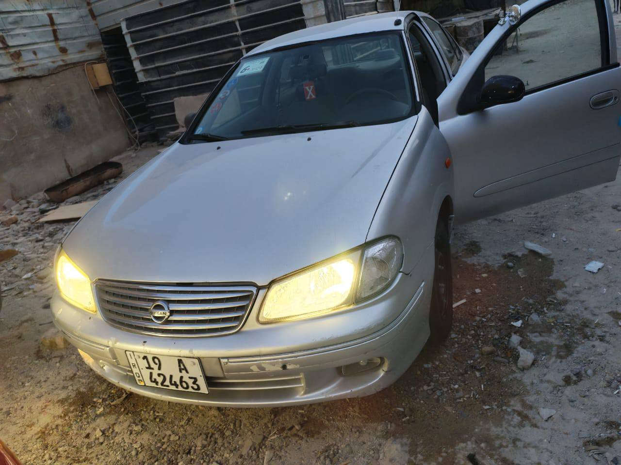 سني ياباني اصل ممحور  موديل 2001رصاصي فضي رقم كربلاء رقم وهزه وسنويه جديده تحويل وين متحب سياره بدون حادث صبغ جماليه كير محرك صدر كله جديد تخم تاير باتري جديد     سعر 68 
***********
