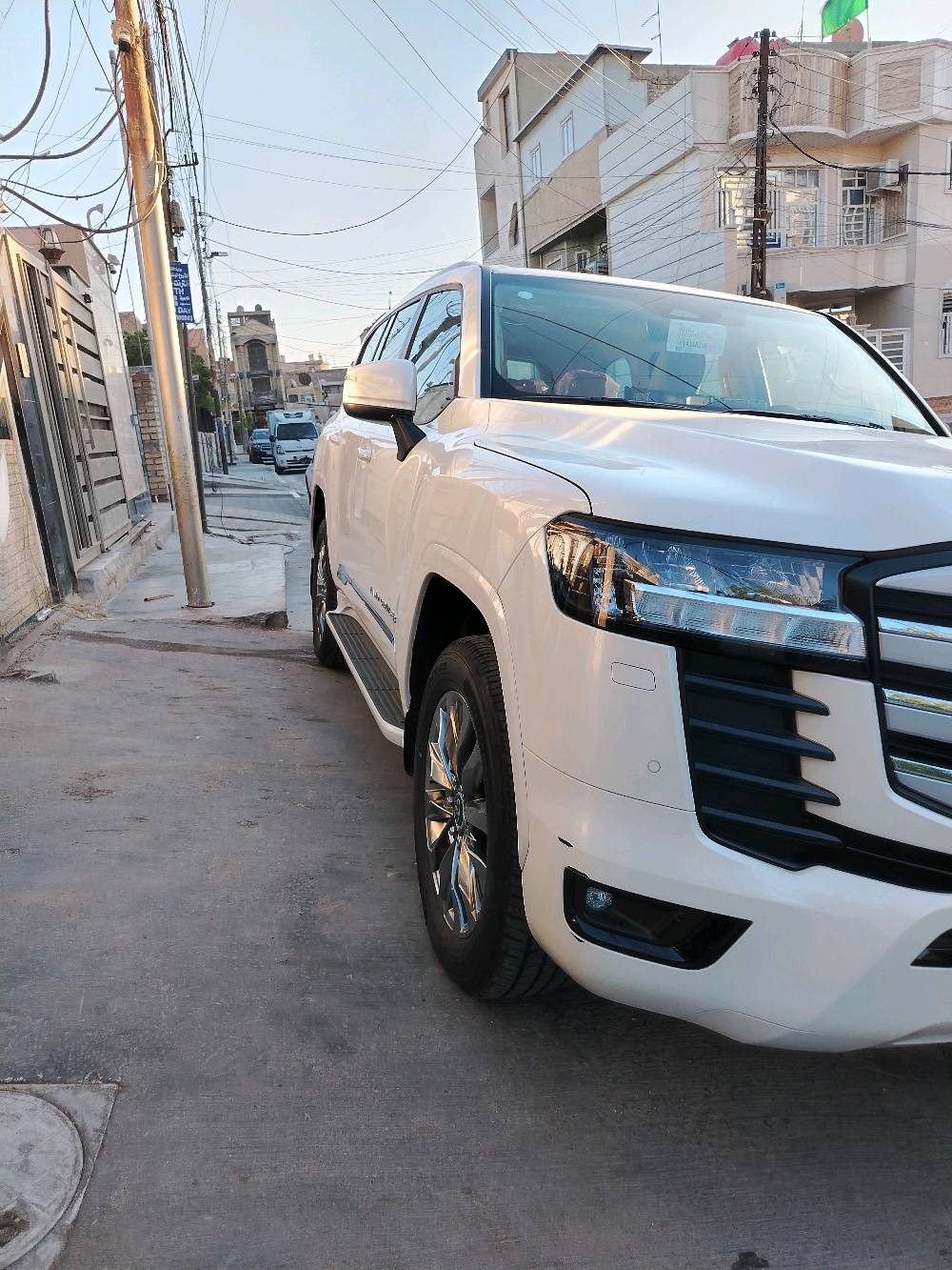 لاندكروز موديل 2026زيرو ماشيه 300كيلو ساز مال شركه العامه 118مليون عراقي قفل من الاخير الاستفسار على هذه رقم ***********