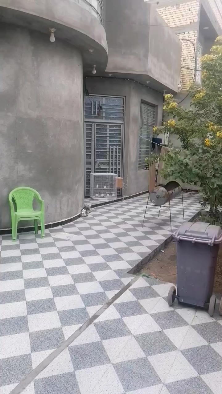 للبيع مساحه ٢٠٠ مع الاثاث  العنوان الشلهه جهه الناحيه اول شارع. السعر ٨٥ قابل للتفاوض


**إذا كنت صاحب هذا الإعلان وتريد حذفه لأي سبب، رجاءا أرسل رسالة إلى الدعم الفني**