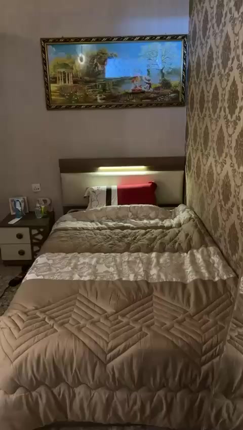 السلام عليكم 
غرفه تركي  ٦قطع نظافه ميه بالميه  مكانها الشعب شارع  الاسواق المركزيه 
السرير طوله ٢٠٠ وعرضها ١٢٠ 
سعرها  ٤٠٠ وبيها مجال بسيط


**إذا كنت صاحب هذا الإعلان وتريد حذفه لأي سبب، رجاءا أرسل رسالة إلى الدعم الفني**