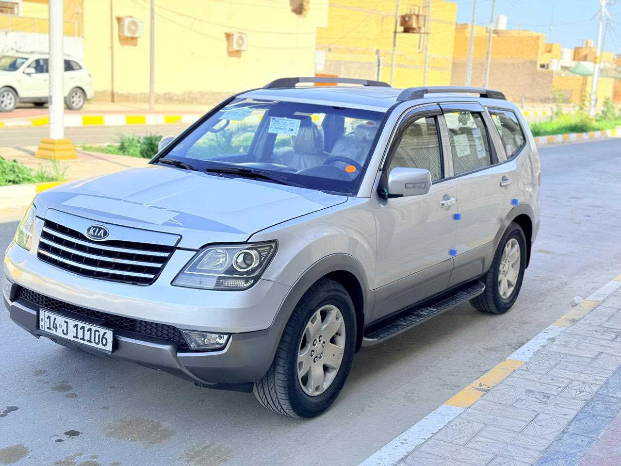 سلام عليكم
للبيع كيا موهافي موديل 2009 رقم بصرة دولي مشروع وطني تحويل مباشر 
خليجي كفاله عامه 
فول المواصفات 1/1 
فتحه سقف كشن كهرباءي متحرك مري شفط اشاير بالمري شاشه كامره تحكم استيرن جهتين لايت زنون 6 سلندر 7 راكب 3 قطع تبريد وبعد بيها مواصفات غير مذكوره 
سياره جديده وجاهزه مكينه وكير وحداده وتخم تاير وتبريد ع وضع شركه 
الــســعر: 120 وبيها مجال 
مــكــان-ســياره-الــناصرية 
الاستفسار اكثر ع 
***********
***********
