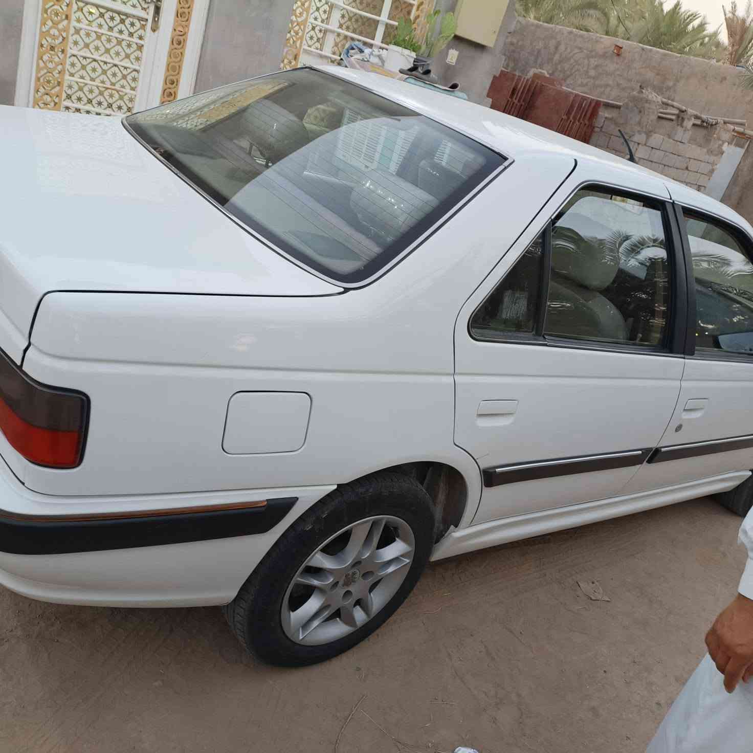 بيجو بارص للبيع كفاله عامه مكينه وكير كارتون تبريد ثلج بسمي  السعر 83وبيه مجال
الرقم ***********
