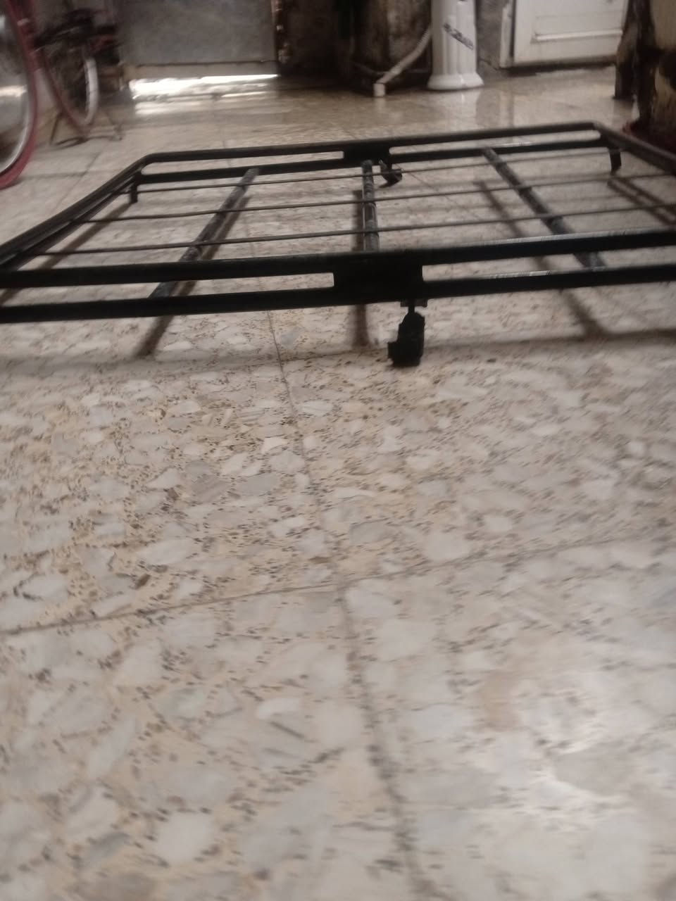 سيباية شيري سمند تفصال وناصية
السعر 35 مدينة الصدر قطاع 49 
موبايل ***********
