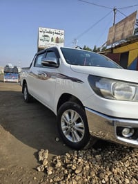 هايلوكس • ٢٠١٦ • مكفول