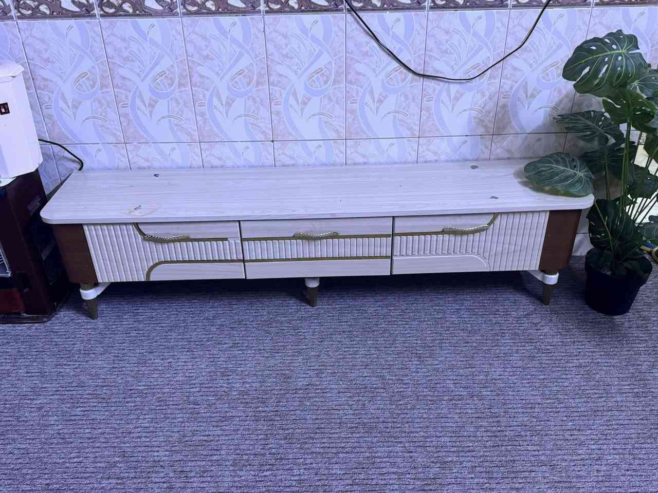 السلام عليكم ذني الغراض للبيع للاستفسار مراسله الصفحه او وتساب ***********
