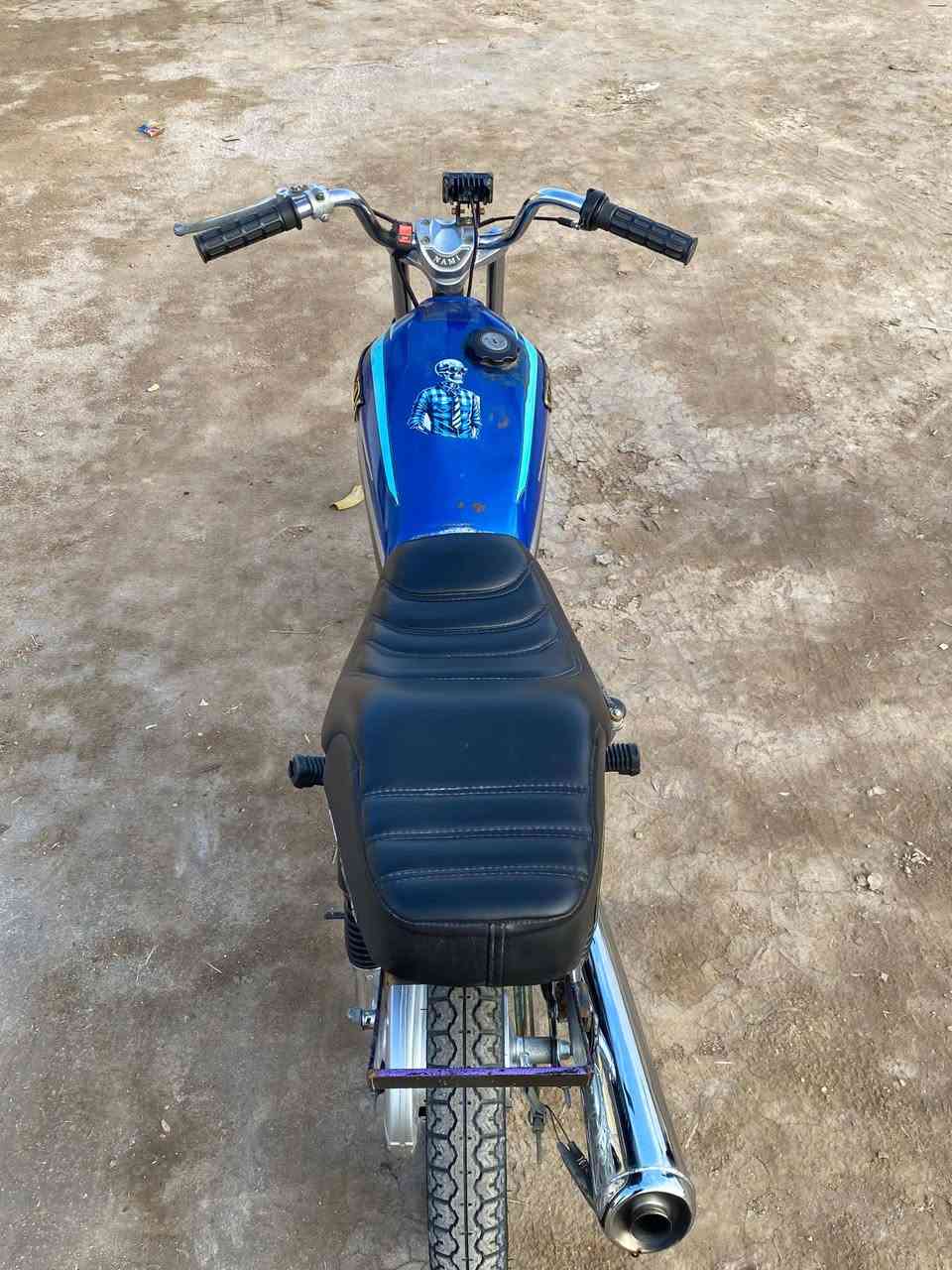 السلام عليكم
نامه شلامجه اصلي 
كلك كلك كلك 
دراجه حلوه ونضيفه حيل 
مفتوحه ولفات فقط
تعمير 24 جديد
شلعه ومعدل وفصله شرط
سعرها 550 وبيها مجال 
المو شراي لايراسل ويتعبني
***********
