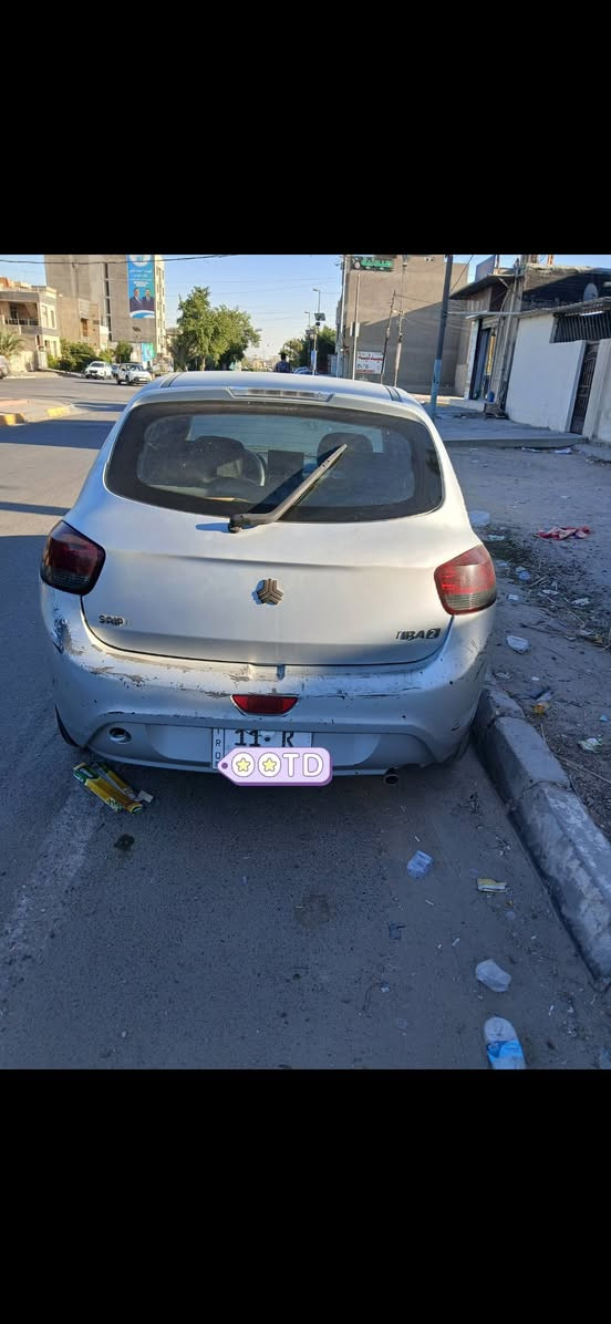 طيبة ٢٠١٥ هاج باك ماشية ٩٣ الف كير مكينه تبريد تدفئه ممتازات كامرة وشاشة سنتر لوك شواصي مكفولات السيارة مبيها خياس
السيارة بيها جراد 
ونطخت عندي يم قبق البانزين قبل يومين ممصلحها 
رقم بغداد انكليزي بسمي 
رايدها ٣٨
مكاني بغداد 
رقم الهاتف 
***********
