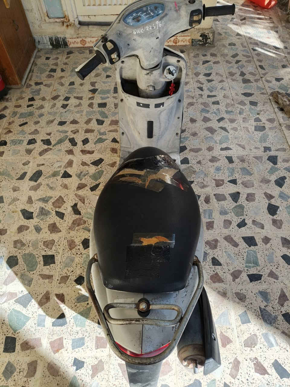 سلام عليكم ماكس منغولي دراجه مال رمبة صارله سبوع من طالعه مكينه مامفتوحه بلاديه 49 نكره سلف مكينه ناعمه شلعه معدل ما عوزه شي دراجه حلوه وبل عافيه عل ياخذها سعرها 1000
***********
