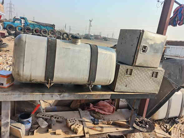 ***********

***********
