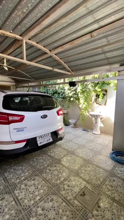 دار للبيع طابو حي الواسطي خلف الحج والعمره المربع الذهبي على شارع عريض طابقين 300م 12في20 للاستفسار  ***********
