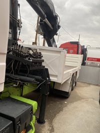 سكانية ١١٣ كرين ١٢ طن ٤ دهن وثنين بيبي دهن ‏إضافة  وياه سيارة كاملة بد...