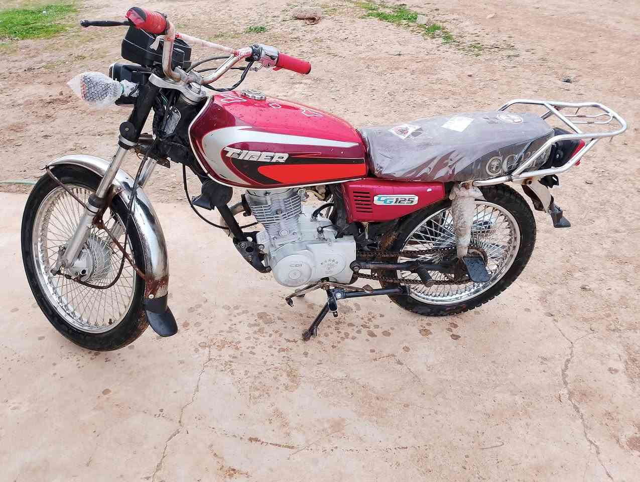 السلام عليكم ماطور للبيع  المطور جاهز  السعر 325 الستفسار على هاذ الرقم  *********** العنوان الكسك
