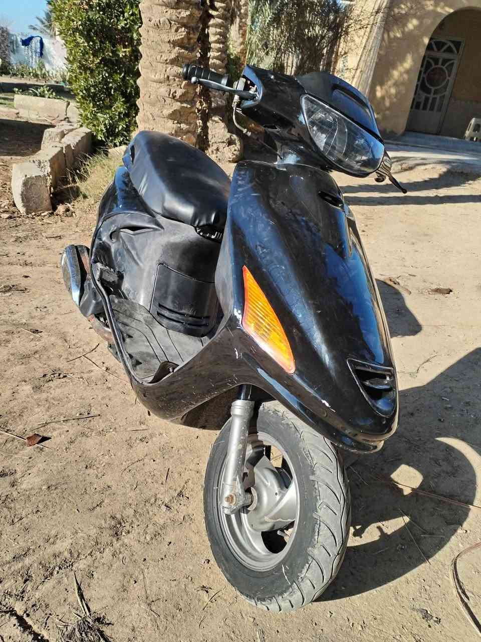 #دراجه فراشه جاهزه من كلشي
الدراجه مفتوحه للبيع. مكانه الدغاره سعره400وبيها مجال حك الجيه.
              
***********
