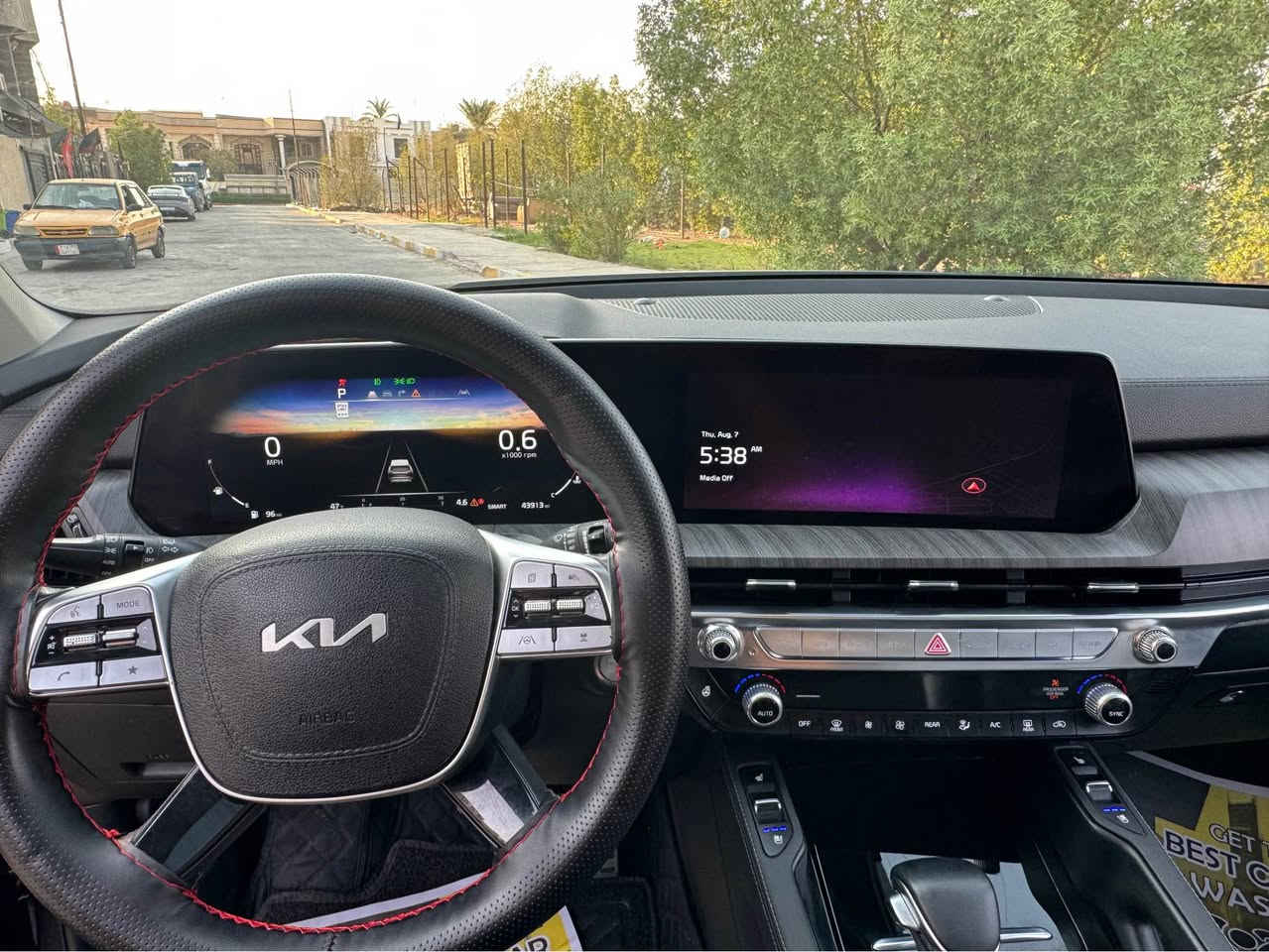 كيا تلورايد 2023 xin-sx
ماشية 46000mil
محرك 3.8 4x
موصفاتهة 
1-رادرات امامي+خلفي+جانبي
2-تحديد مسار 
3-كامرات 360
4-صندوق كهرباء
5-لدات داخلية ابواب + دشبول 
6-تدفئة + تبريد كشنات 
7-كشنات كهرباء 
8-مساج كشنات
9-لايت زنون 
10-ويل 20
11-سستم سماعات هارمن كاردن 
12-دبل فتحتة سقف
13كشنات منفصل vip
14-دخول ذكي 
15-تحذير قيادة عند الخروج عن المسار
16-كشنات خزن ميموري
17-تبريد مركزي + تحكم مناخي منفصل 
18-بردات ابواب 
19-مراية وسطية تحكم تضليل
وبعد هواي موصفات 
سعر 300 وبيهة مجال للشراي
 
رقمي *********** بغداد, العراق
