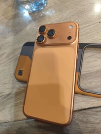 آيفون ١٧ برو ماكس • شرط كامل • كرتون اغراض كامل