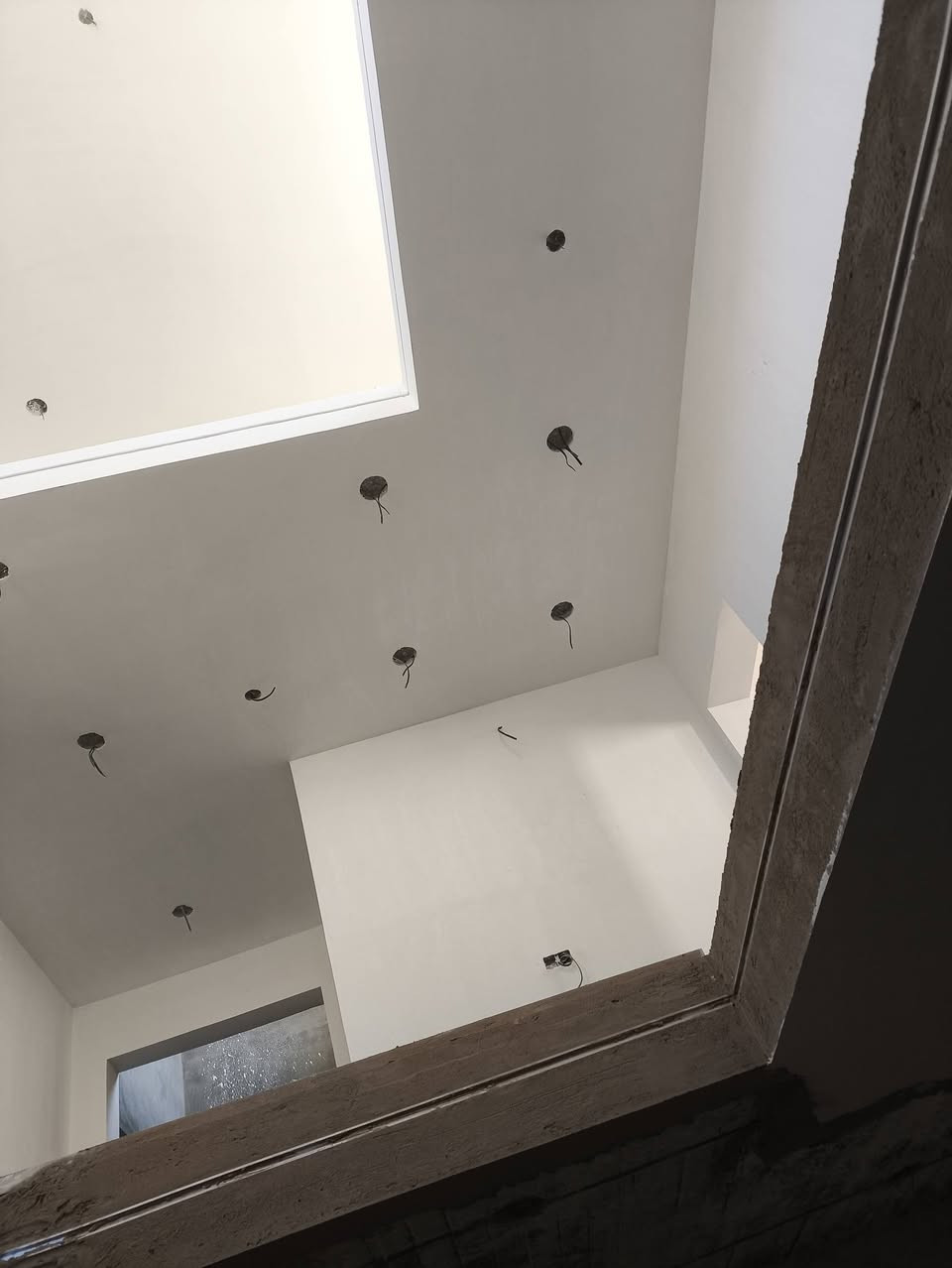 سلام عليكم كادر من الفلوجه لبخ بياض شقل درجه اوله مكلف بنشر تفاصيل تصال برقم ‏‪0780 986 9708‬‏
